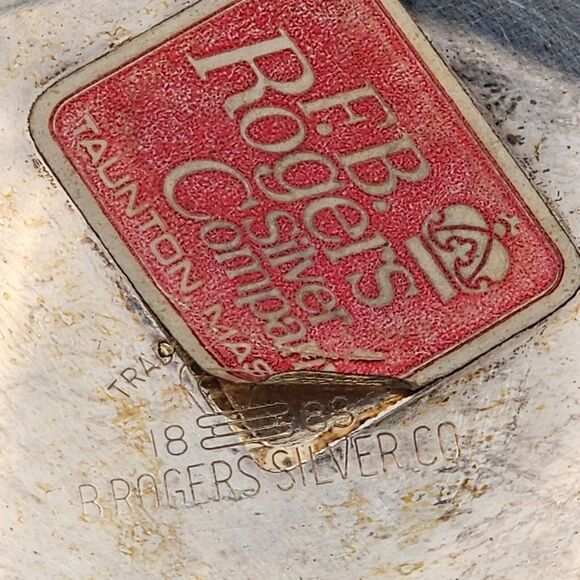 FB Rogers 1883 Footed Buffet Server w/ Lid 10.5" Silver-Plate Round VTG 1940s - Picture 12 of 16